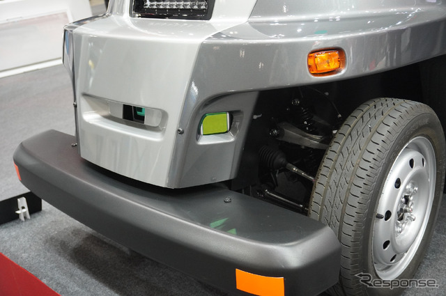 ヤマハのゴルフカートを応用したAGV「eve auto」