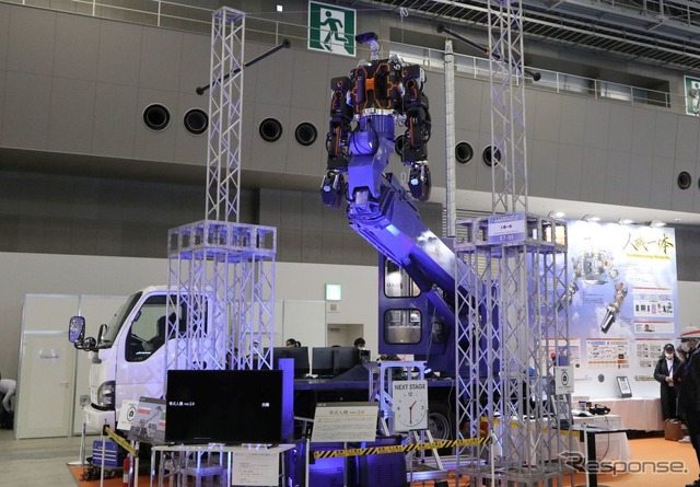 零式人機:高所で重機作業が必要なところで威力を発揮