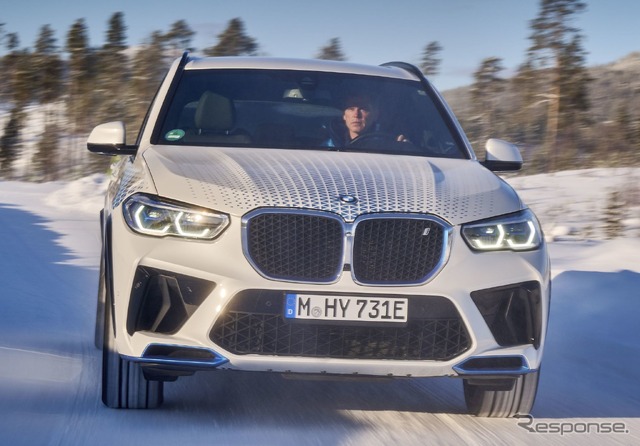 BMW iX5 ハイドロジェン のプロトタイプ