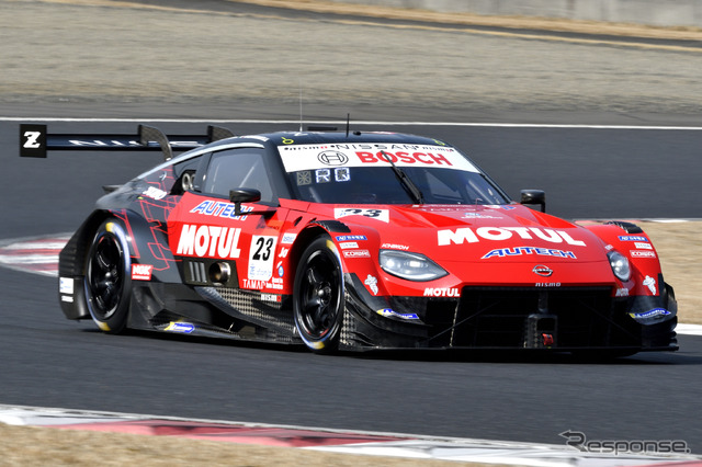 #23 MOTUL AUTECH Z