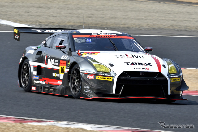 #10 TANAX GAINER GT-R