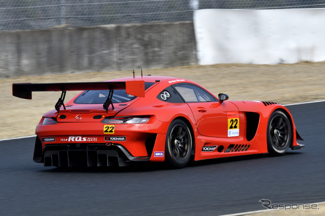 #22 アールキューズ AMG GT3