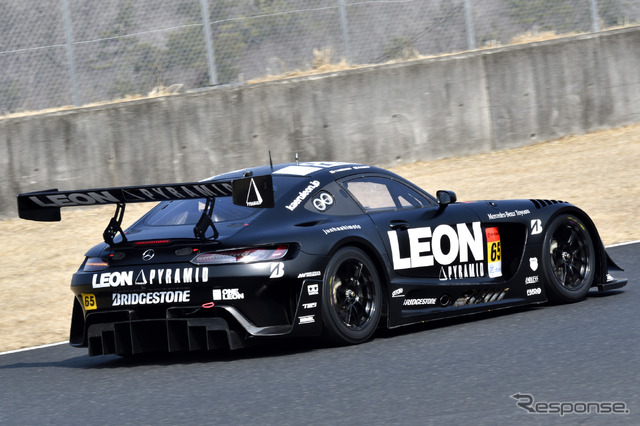 #65 LEON PYRAMID AMG