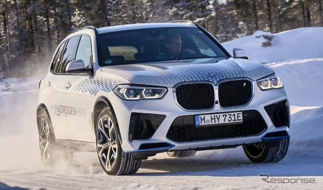 BMW iX5 ハイドロジェン のプロトタイプ