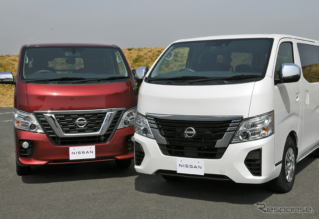 日産 キャラバン ディーゼル 新型(右)と従来型(左)