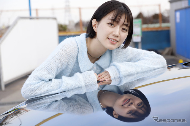 拭き上げ完了後の映り込みも非常に美しい