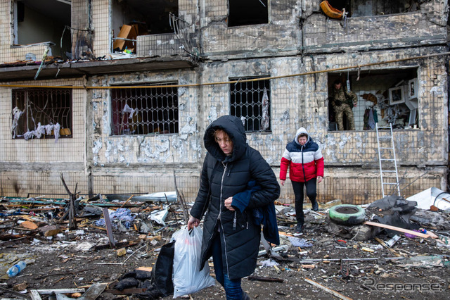 ロシアに攻撃されたウクライナ、キエフ市内の住宅(3月14日)