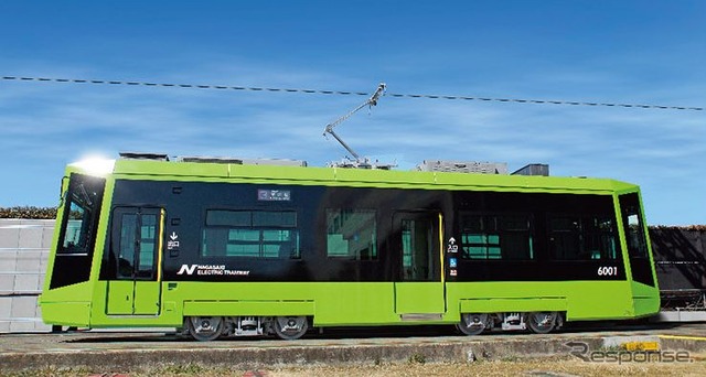 6000形のサイドビュー。車体長は12.2m。行先表示はカラーLEDに。