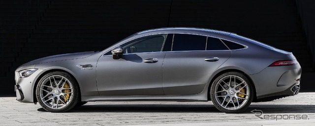 メルセデスAMG GT 63S 4MATIC+の2022年モデル