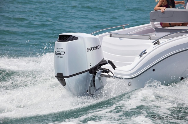 新型大型船外機 BF150 搭載例