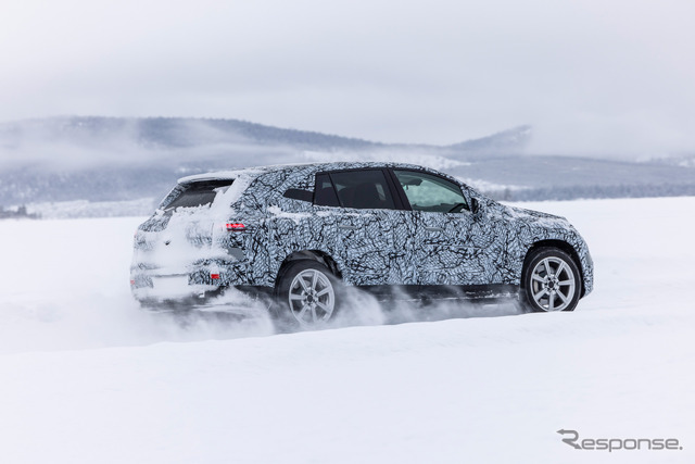 メルセデスベンツ EQS SUV のプロトタイプ