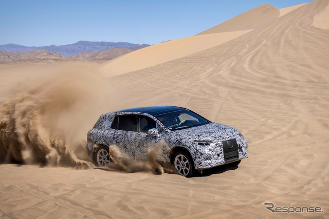 メルセデスベンツ EQS SUV のプロトタイプ
