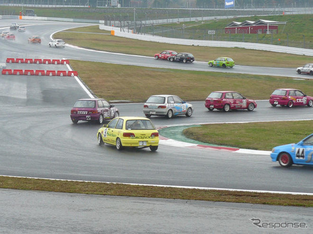 富士スピードウェイのレースオフィシャル体験会