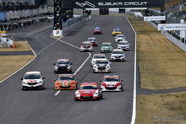 55号車 MAZDA SPIRIT RACING MAZDA2 Bio concept