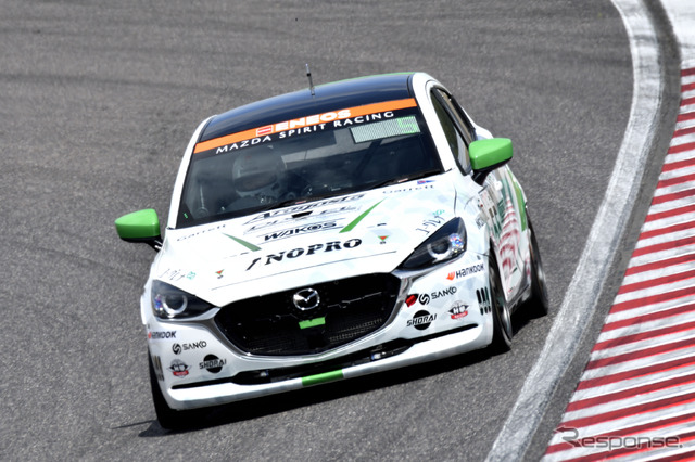 55号車 MAZDA SPIRIT RACING MAZDA2 Bio concept
