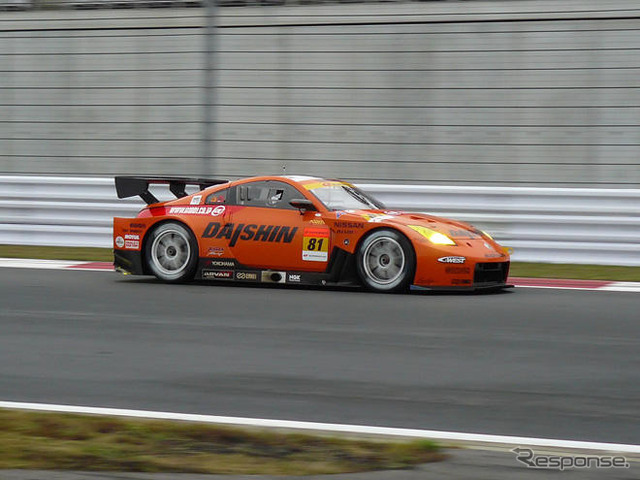 【SUPER GT 第9戦】写真蔵…GT300、順位決定