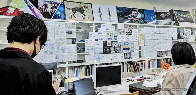 富山大学芸術文化学部の4人の学生が、卒業制作で作ったEVコンセプトカー『EVE』