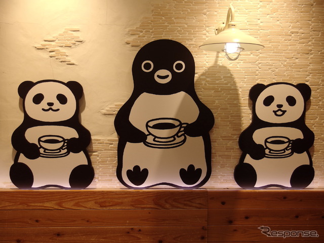 Suicaのペンギン×ハミングカフェbyプレミィ・コロミィ:店内 (c) Chiharu Sakazaki/JR東日本/DENTSU Suica by JR東日本