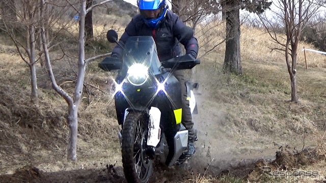 ハスクバーナ・モーターサイクルズ ノーデン901 試乗