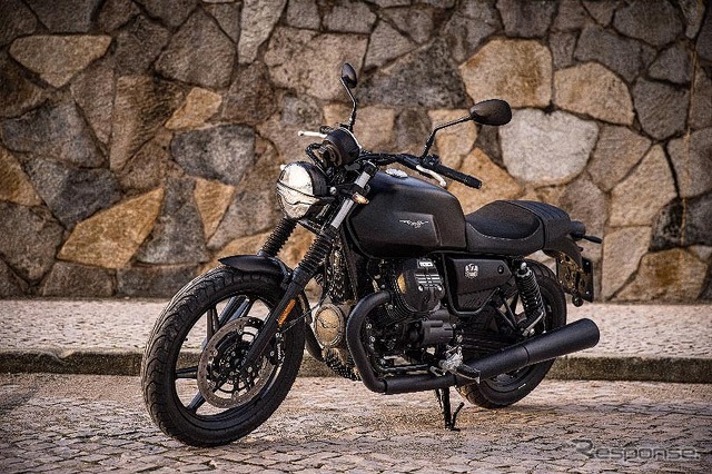 モトグッツィ V7ストーン(東京モーターサイクルショー2022出展予定)