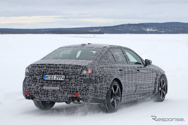 BMW M5 プロトタイプ(スクープ写真)