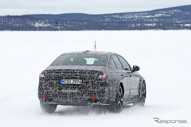 BMW M5 プロトタイプ(スクープ写真)