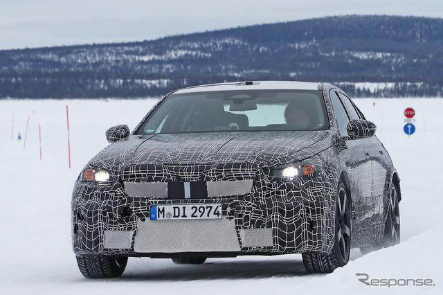 BMW M5 プロトタイプ(スクープ写真)