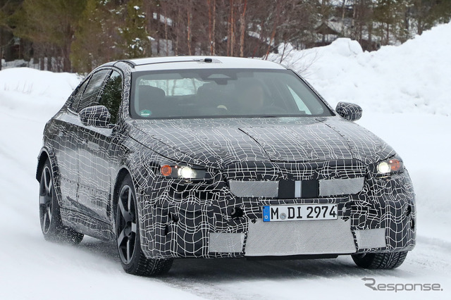 BMW M5 プロトタイプ(スクープ写真)