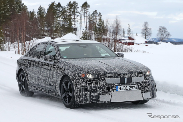 BMW M5 プロトタイプ(スクープ写真)