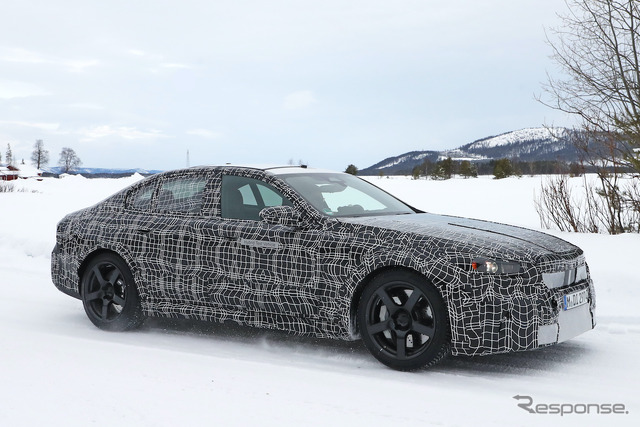 BMW M5 プロトタイプ(スクープ写真)