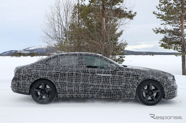 BMW M5 プロトタイプ(スクープ写真)
