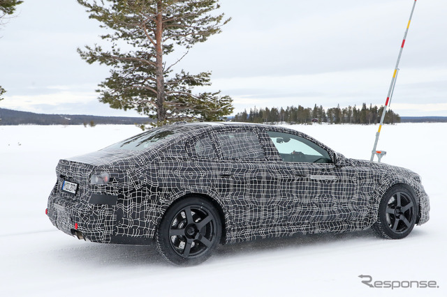 BMW M5 プロトタイプ(スクープ写真)