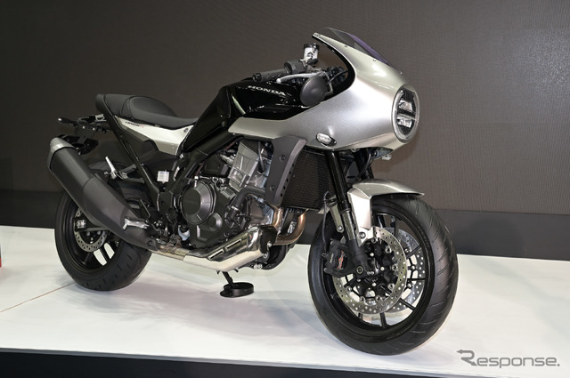 ホンダ ホーク11（東京モーターサイクルショー2022）