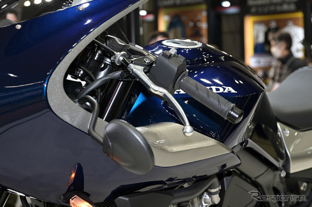 ホンダ ホーク11（東京モーターサイクルショー2022）