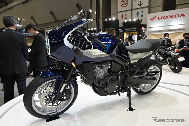 ホンダ ホーク11（東京モーターサイクルショー2022）