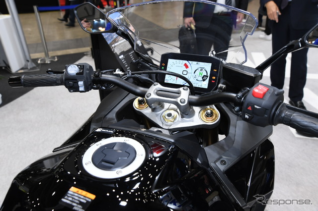 スズキ GSX-S1000GT(東京モーターサイクルショー2022)
