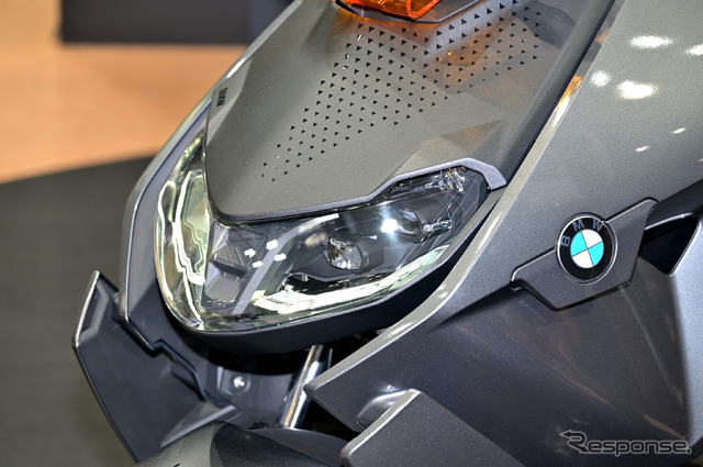 BMW CE 04(東京モーターサイクルショー2022)