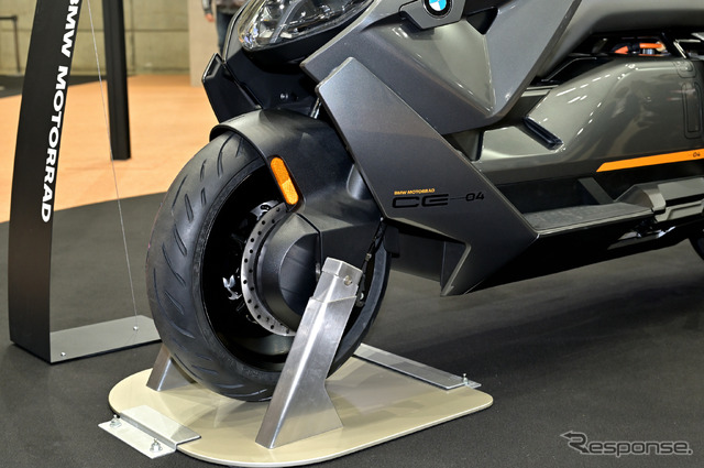 BMW CE 04(東京モーターサイクルショー2022)