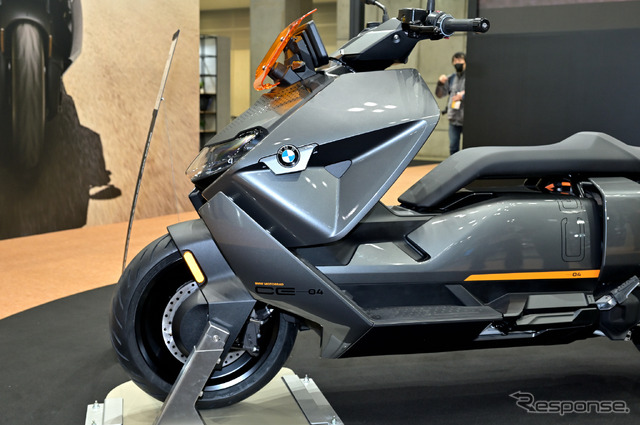 BMW CE 04(東京モーターサイクルショー2022)