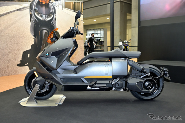 BMW CE 04(東京モーターサイクルショー2022)