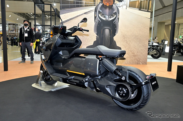 BMW CE 04(東京モーターサイクルショー2022)