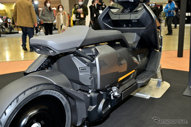 BMW CE 04(東京モーターサイクルショー2022)