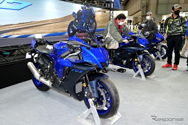 ヤマハ YZF-R1、YZF-R7、YZF-R25のRシリーズがそろい踏み