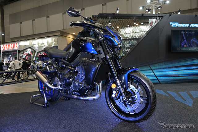 ワイズギアのMT-09用外装キット「CyberRally(サイバーラリー)」装着車(東京モーターサイクルショー2022)