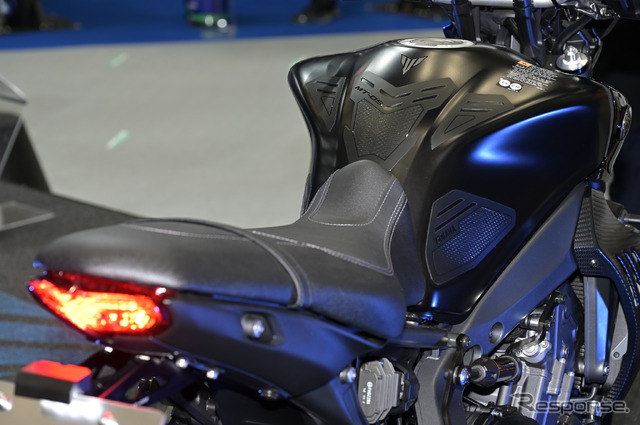 ワイズギアのMT-09用外装キット「CyberRally(サイバーラリー)」装着車(東京モーターサイクルショー2022)