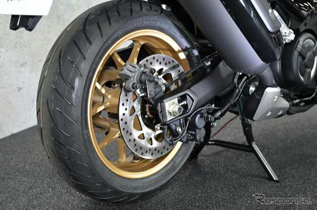 ヤマハ TMAX 新型(東京モーターサイクルショー2022)