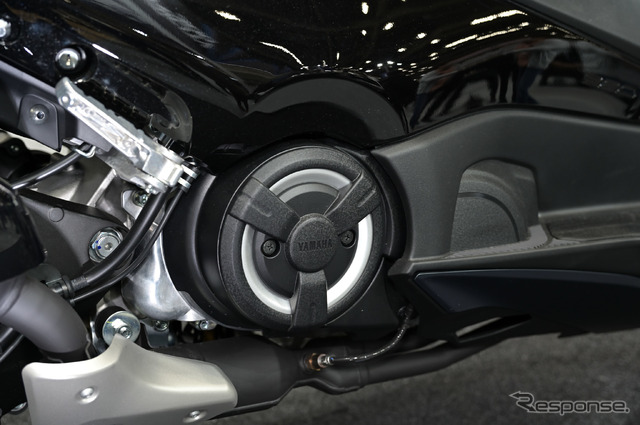 ヤマハ TMAX 新型(東京モーターサイクルショー2022)