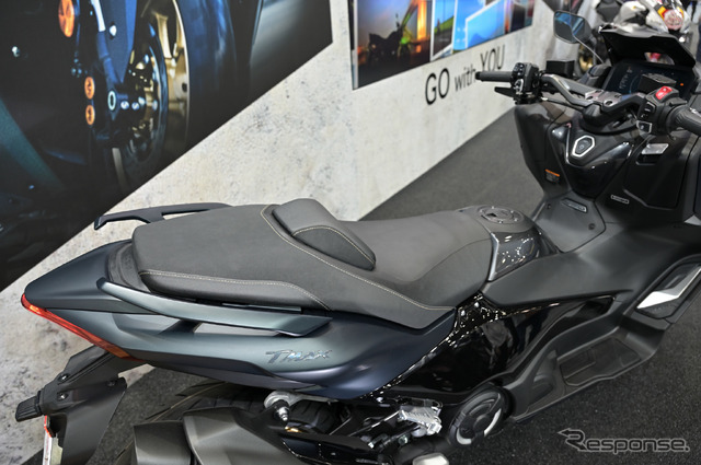 ヤマハ TMAX 新型(東京モーターサイクルショー2022)