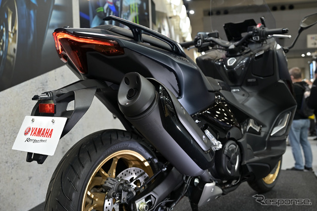 ヤマハ TMAX 新型(東京モーターサイクルショー2022)