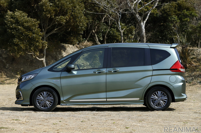 Honda フリード+